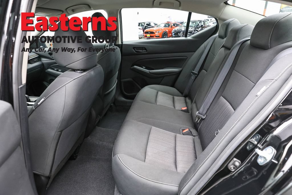 Used 2023 Nissan Altima 2.5 SV FWD image 23