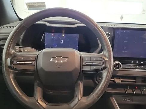 Used 2023 Chevrolet Colorado Trail Boss image 10