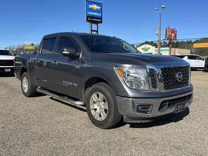 Used 2018 Nissan Titan SV