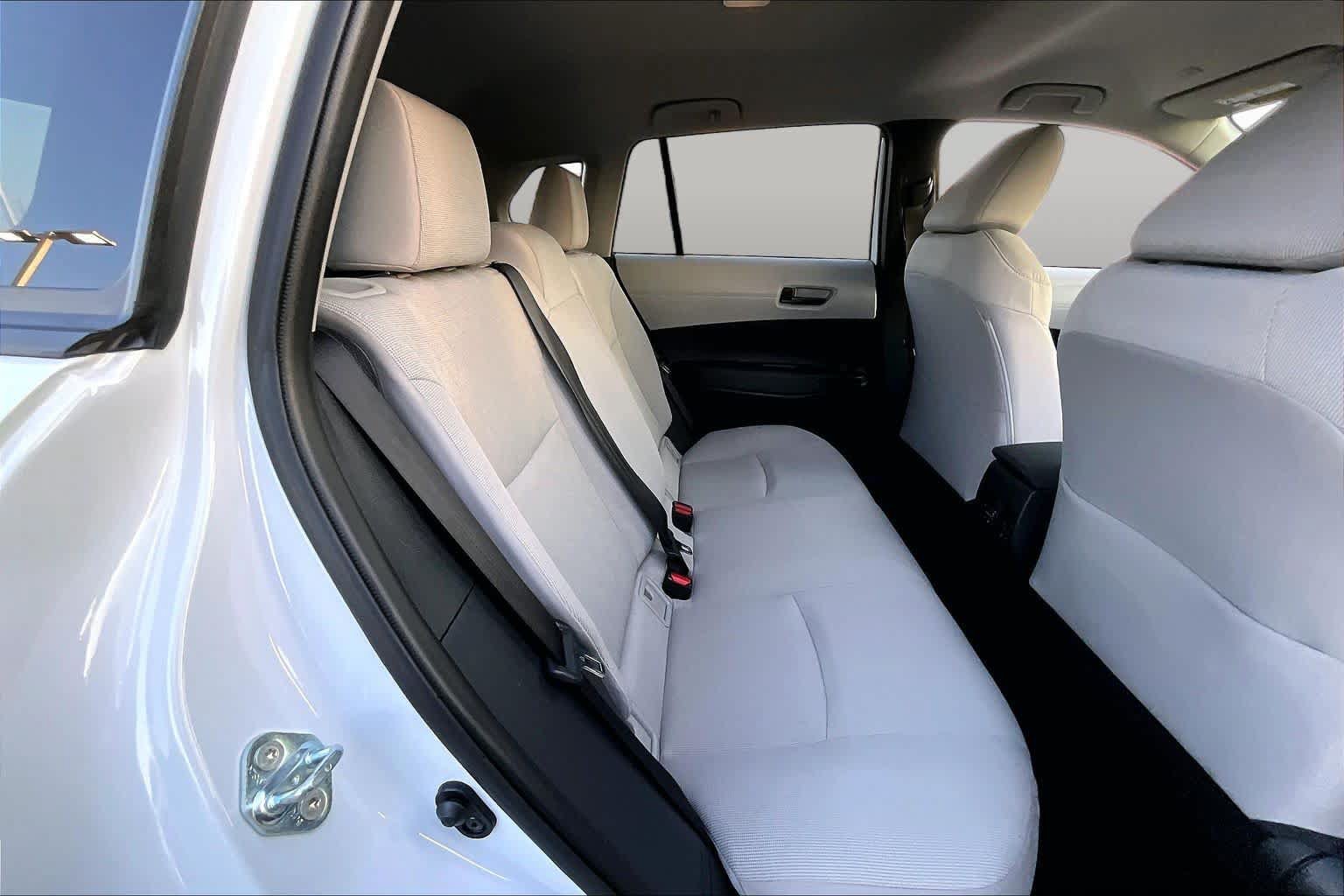 Certified 2026 Toyota Corolla Cross LE FWD image 21