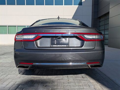 Certified 2020 Lincoln Continental AWD image 5