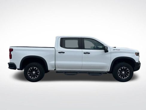 Used 2022 Chevrolet Silverado 1500 ZR2 w/ Technology Package AWD/4WD image 7