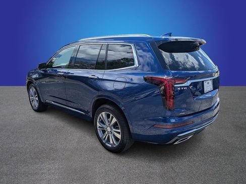 Certified 2024 Cadillac XT6 Premium Luxury image 3