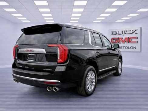 Used 2024 GMC Yukon Denali AWD/4WD image 5