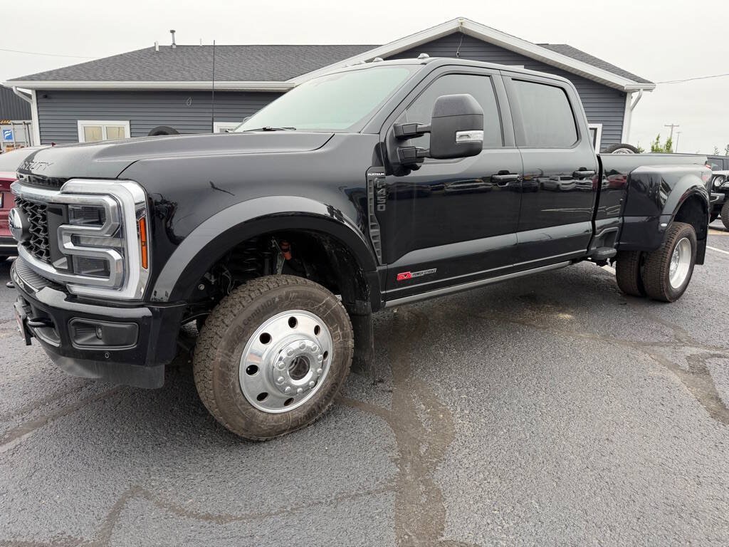 Used 2025 Ford F450 Platinum w/ FX4 Off-Road Package AWD/4WD image 1