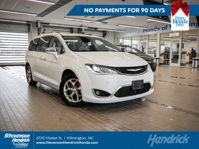 Used 2018 Chrysler Pacifica Limited w/ Advanced Safetytec Group