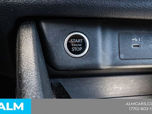 Used 2023 Nissan Rogue SV AWD/4WD image 29