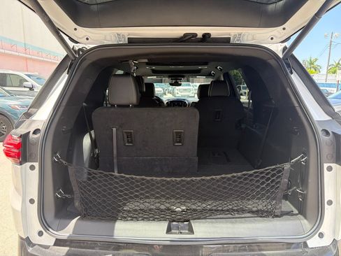 Used 2023 Chevrolet Traverse Premier w/ Redline Edition FWD image 19