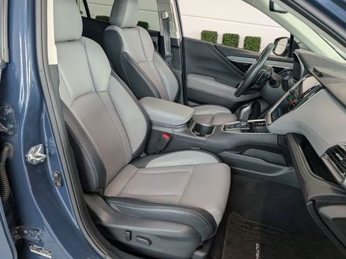 Used 2023 Subaru Outback Limited image 16