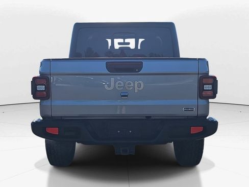 Used 2020 Jeep Gladiator Overland image 6