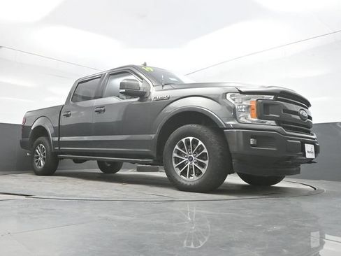 Used 2019 Ford F150 XLT w/ Equipment Group 302A Luxury AWD/4WD image 32