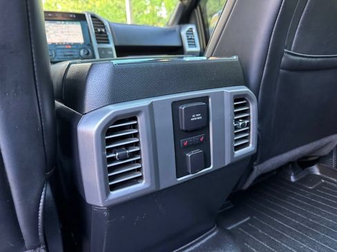 Used 2015 Ford F150 Platinum w/ Technology Package AWD/4WD image 30