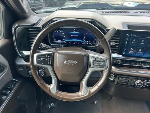 Used 2023 Chevrolet Silverado 1500 LT Trail Boss w/ Protection Package AWD/4WD image 18