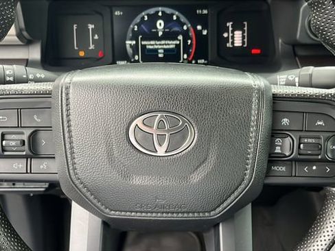 Used 2025 Toyota Tacoma SR5 image 11