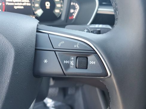 Used 2025 Audi Q3 2.0T Premium Plus w/ Premium Plus Package image 33