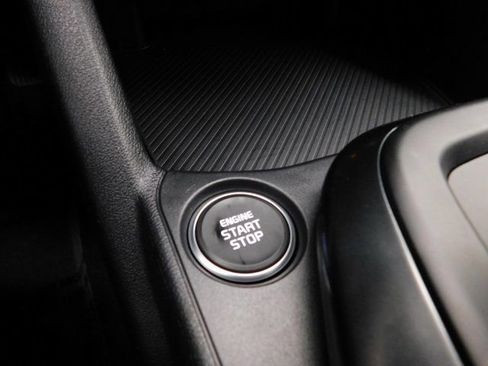 Used 2025 Kia K4 LXS image 45