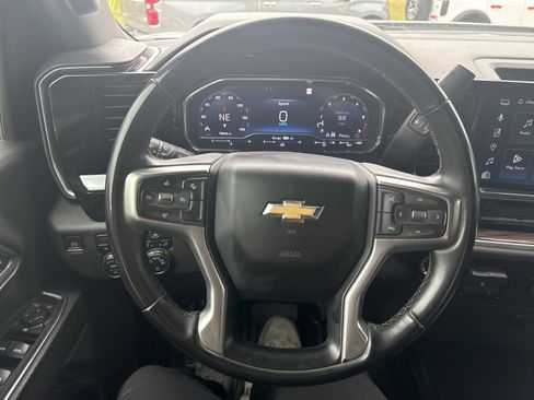 Used 2024 Chevrolet Silverado 3500 LT AWD/4WD image 17