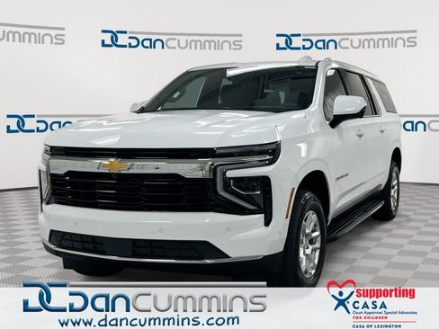 New 2026 Chevrolet Suburban LS AWD/4WD image 1