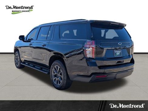 Certified 2024 Chevrolet Suburban Z71 w/ Luxury Package image 7