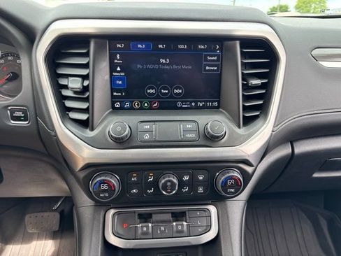 Used 2023 GMC Acadia SLT w/ Elevation Edition AWD/4WD image 25