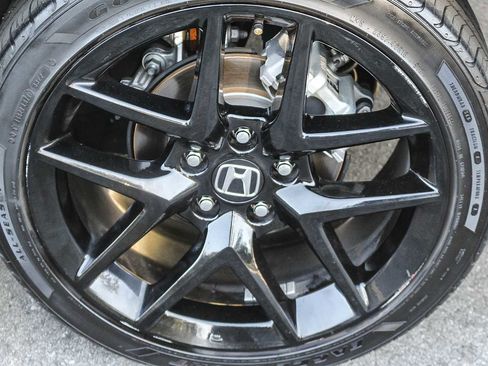 Used 2023 Honda Civic Sport image 11