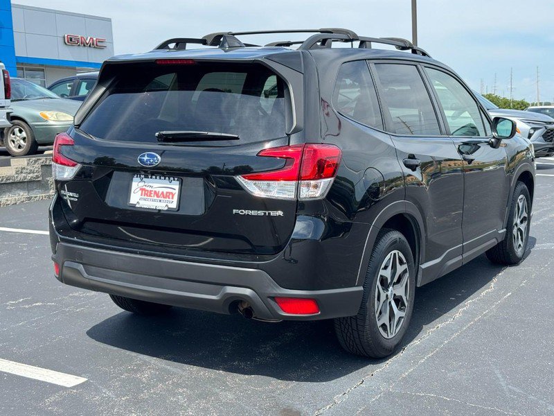 Used 2024 Subaru Forester Premium AWD/4WD image 3
