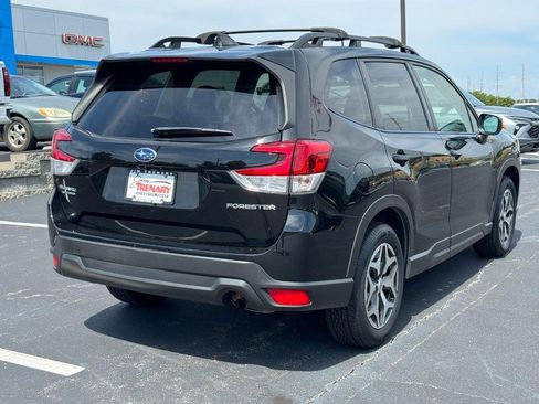 Used 2024 Subaru Forester Premium AWD/4WD image 3