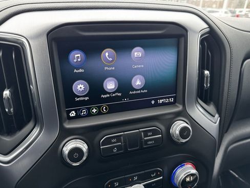 Used 2020 GMC Sierra 1500 Elevation w/ Elevation Value Package image 3