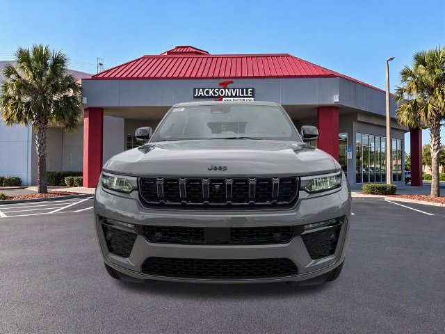 New 2027 Jeep Grand Cherokee Limited w/ Limited Altitude Package AWD/4WD image 15
