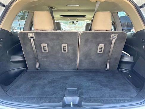 Used 2022 Honda Pilot EX-L image 8