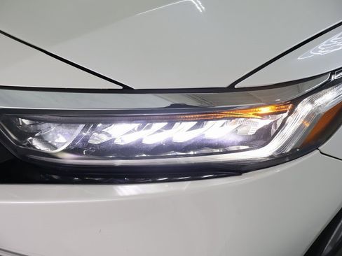 Used 2022 Honda Accord LX image 26