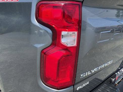 Used 2020 Chevrolet Silverado 1500 Custom Trail Boss w/ Custom Convenience Package AWD/4WD image 11