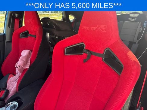 Used 2025 Honda Civic Type R image 13