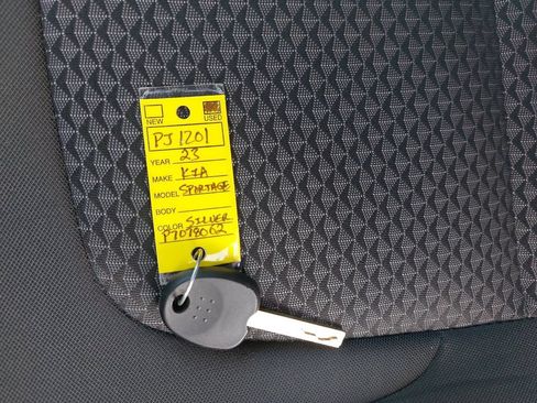 Used 2023 Kia Sportage LX FWD image 35