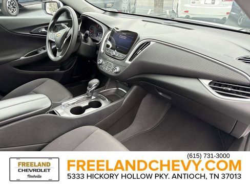Used 2023 Chevrolet Malibu LT image 25