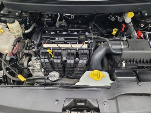 Used 2020 Dodge Journey SE w/ SE Popular Equipment Group FWD image 30