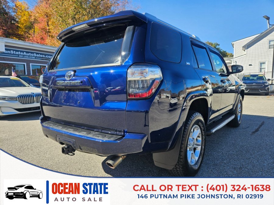 Used 2015 Toyota 4Runner SR5 AWD/4WD image 5