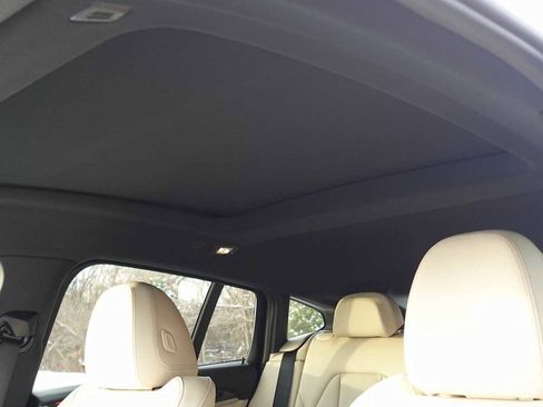 Used 2023 BMW X4 xDrive30i w/ Parking Assistance Package image 17