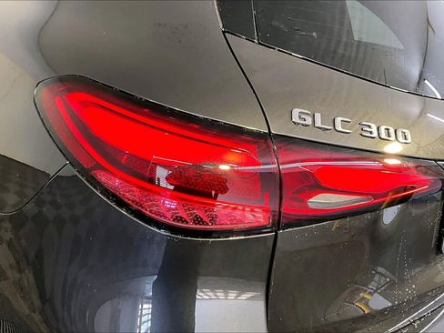 New 2026 Mercedes-Benz GLC 300 4MATIC image 5