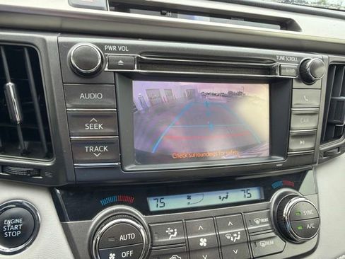 Used 2013 Toyota RAV4 Limited AWD/4WD image 6