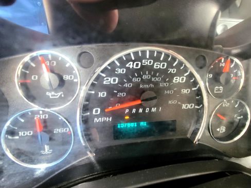 Used 2015 GMC Savana 2500 image 24