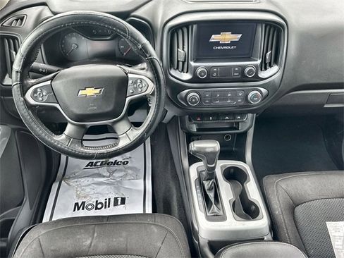 Used 2019 Chevrolet Colorado LT image 16