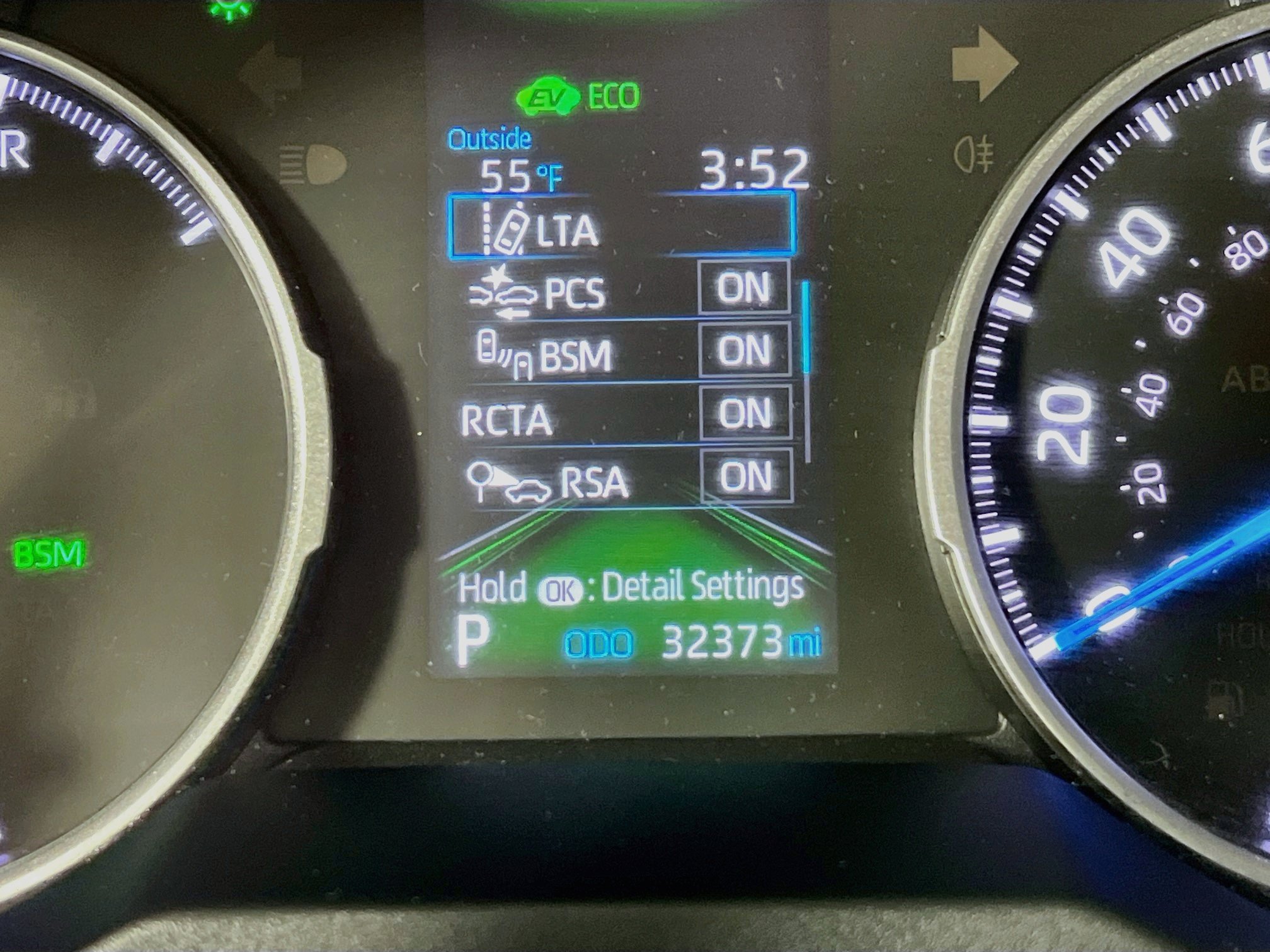 Certified 2021 Toyota RAV4 XLE w/ XLE Grade Weather Package AWD/4WD image 12