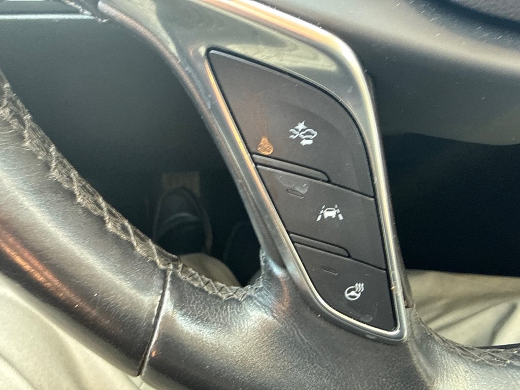 Used 2019 Cadillac XT5 Premium Luxury AWD/4WD image 24
