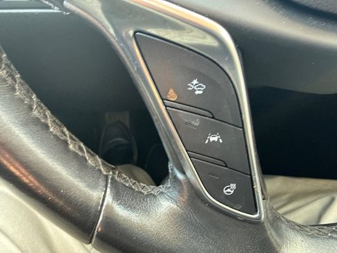 Used 2019 Cadillac XT5 Premium Luxury AWD/4WD image 24