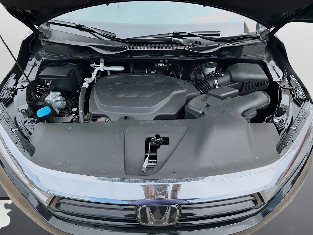 Used 2023 Honda Odyssey Touring image 32