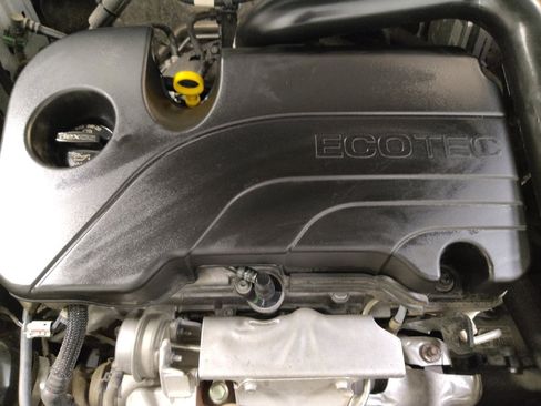 Used 2024 Chevrolet Equinox LT image 30