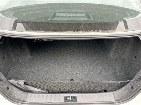 New 2025 Nissan Versa SR w/ Trunk Package image 34