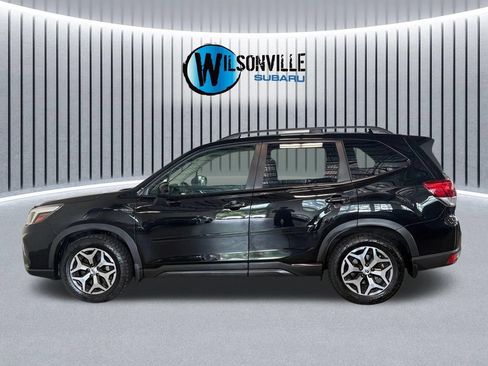 Used 2020 Subaru Forester Premium AWD/4WD image 16