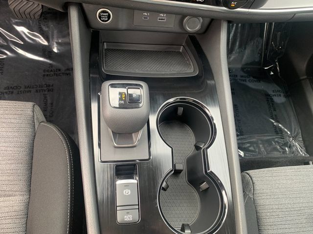 Used 2023 Nissan Rogue SV AWD/4WD image 23